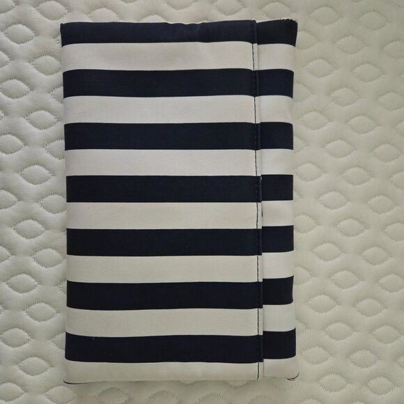 Convertible clutch purse - Picture 2 of 3